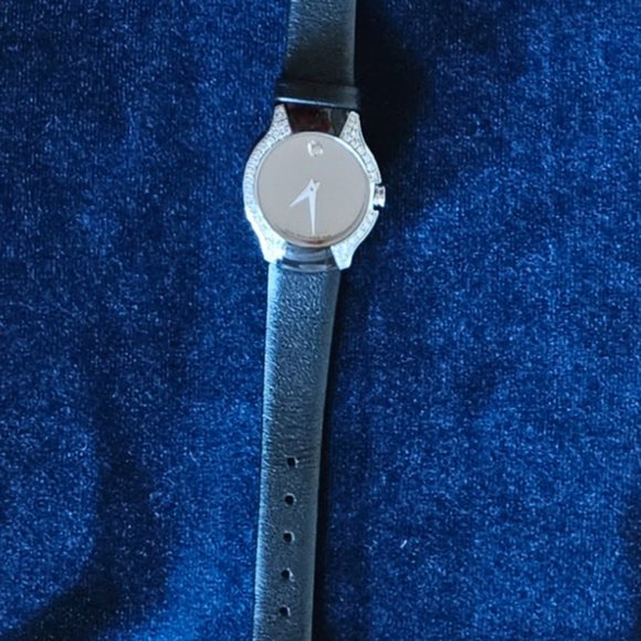 Exquisite, RARE Movado Allia, mirror face with .45 carat diamonds main image 8